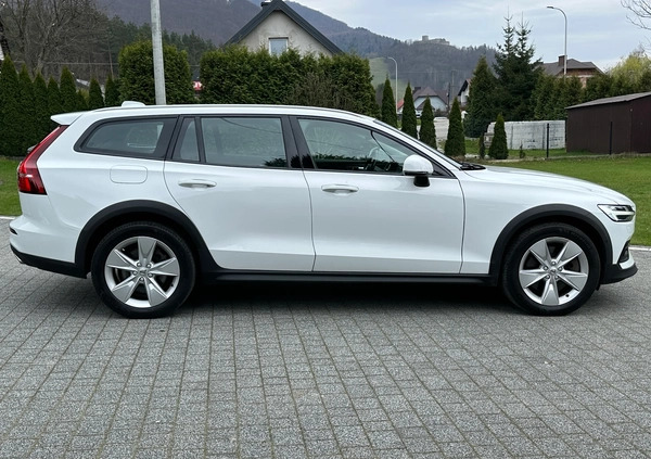 Volvo V60 Cross Country cena 127700 przebieg: 143500, rok produkcji 2021 z Płock małe 781